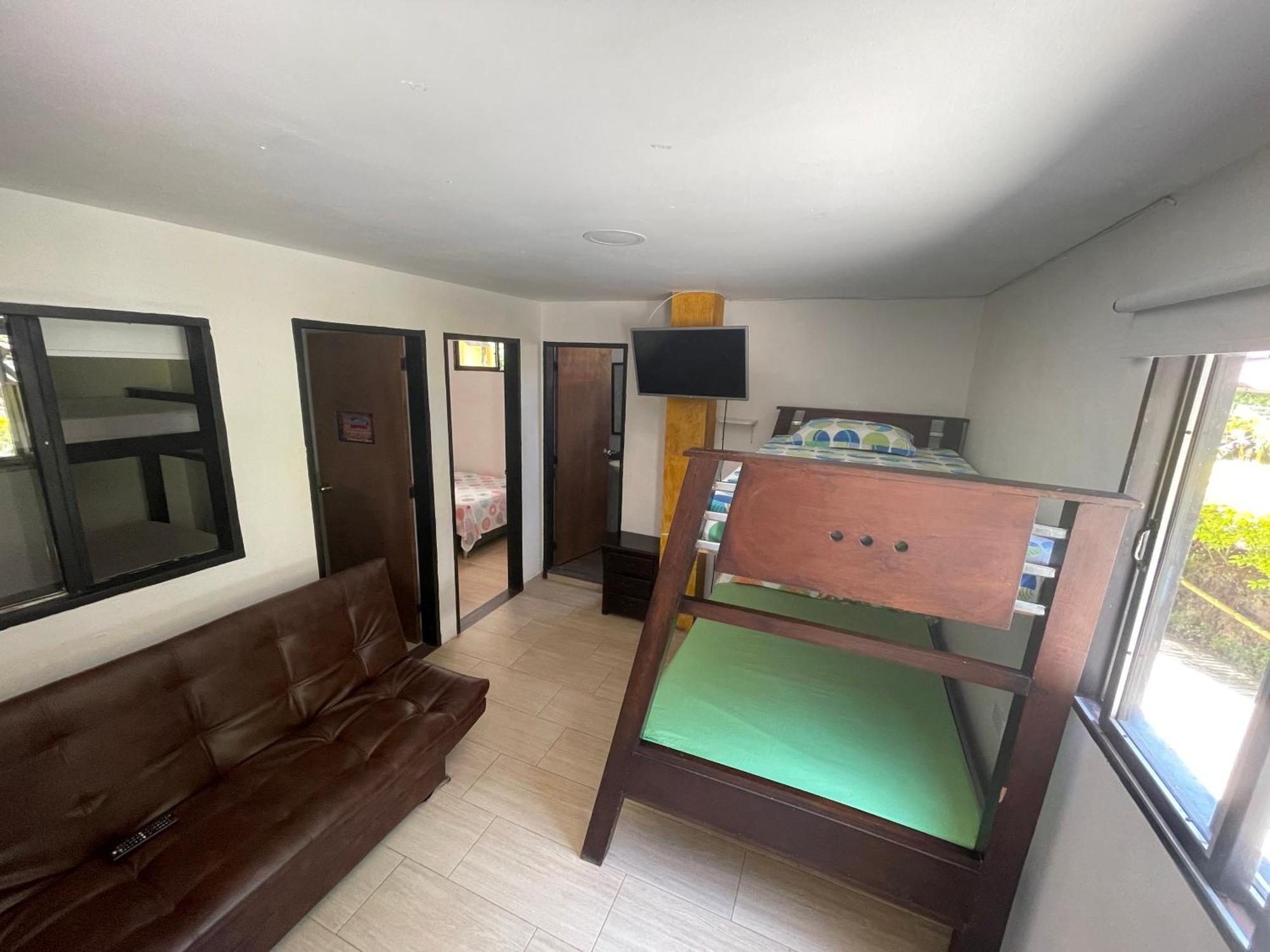 Hosteria El Sendero - Кокорна Экстерьер фото
