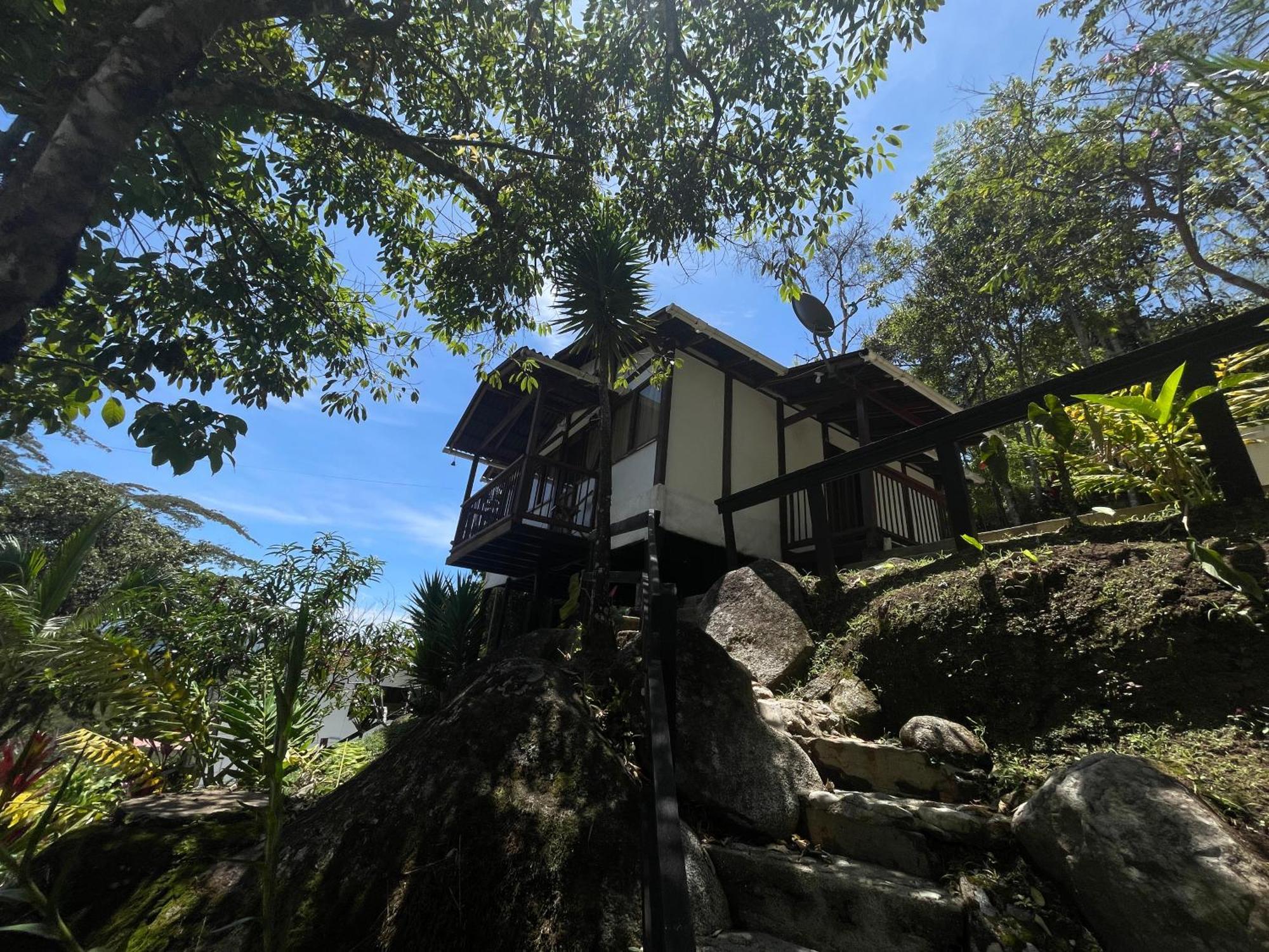 Hosteria El Sendero - Кокорна Экстерьер фото