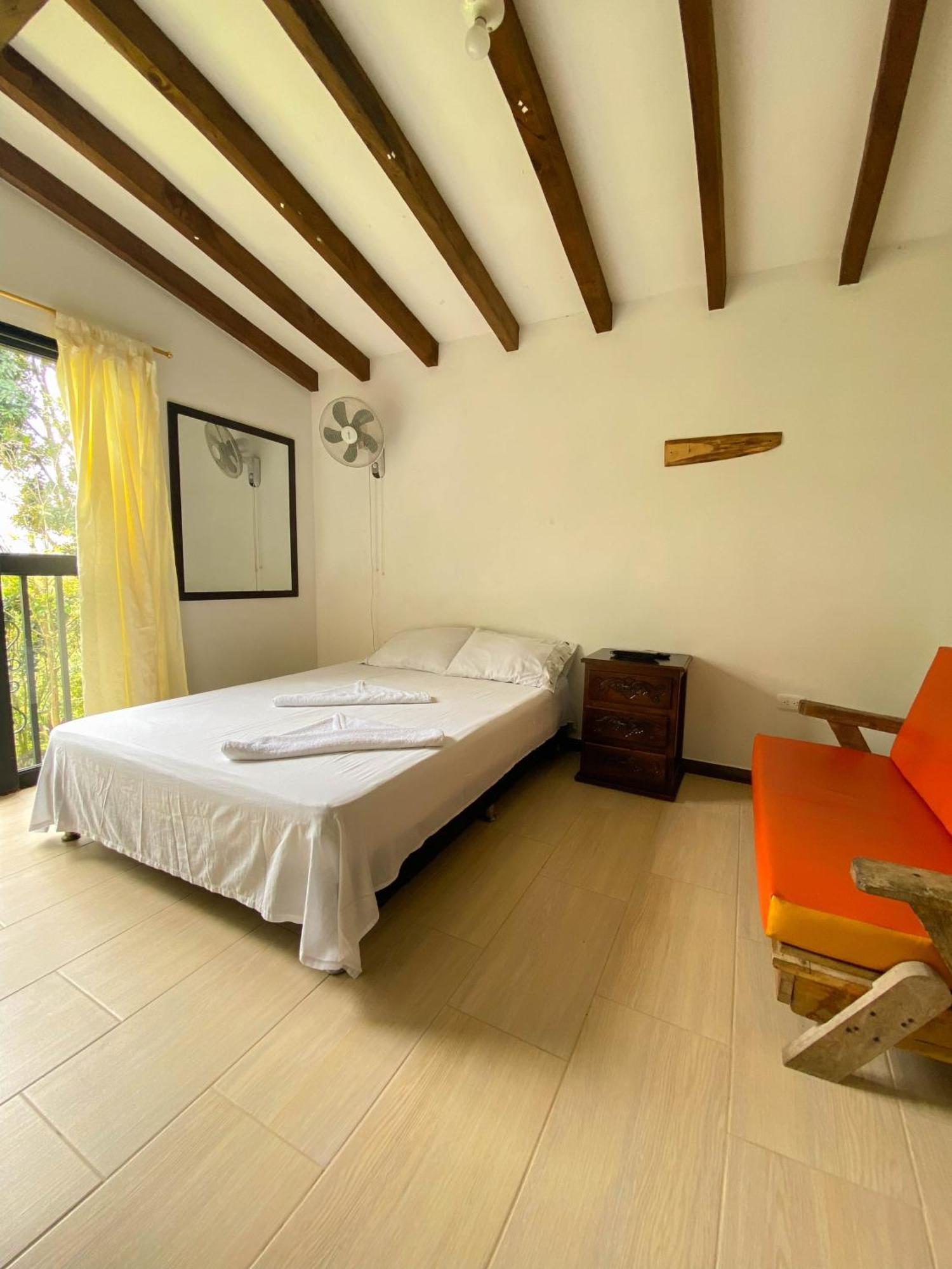 Hosteria El Sendero - Кокорна Экстерьер фото